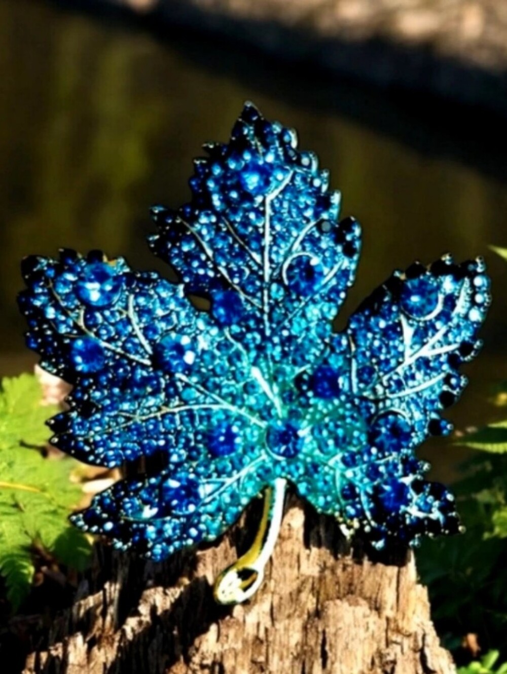 Sparkling Blue Crystal Leaf Brooch